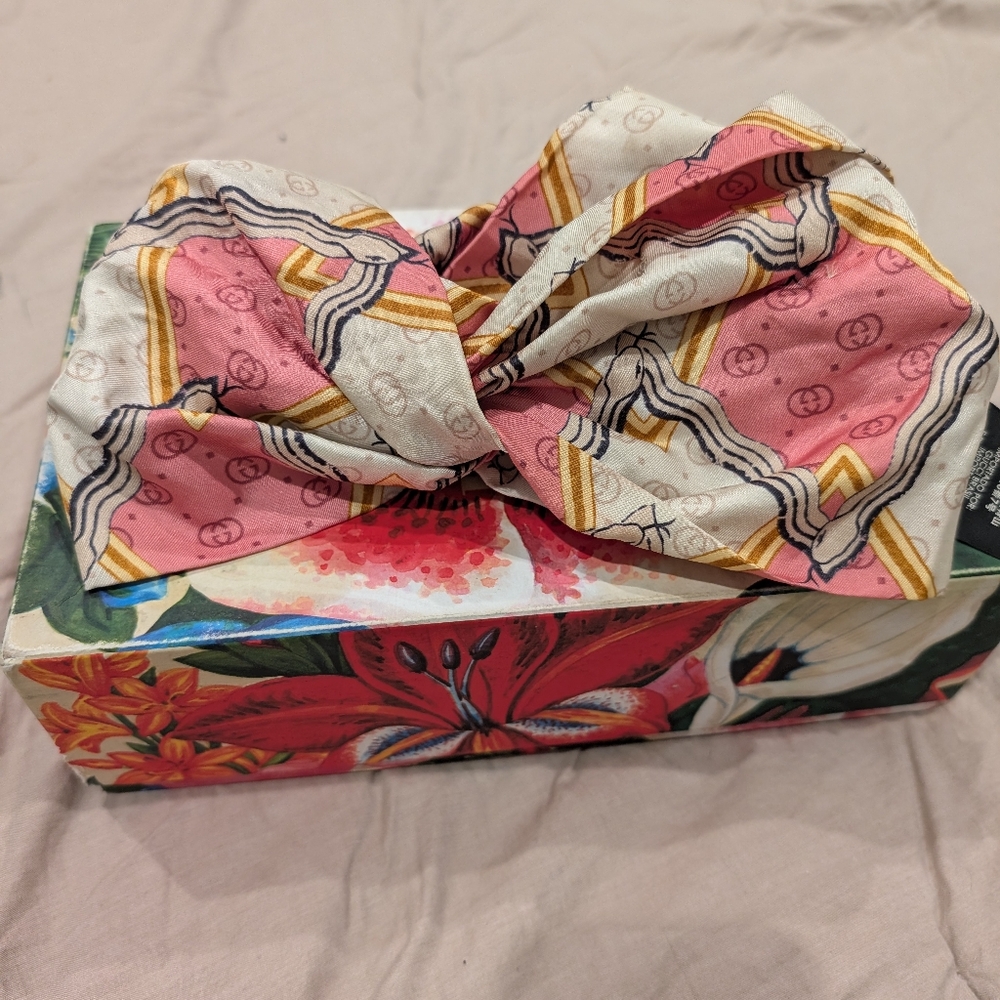 Gucci Pink Snake Rhombus Print Silk headband
